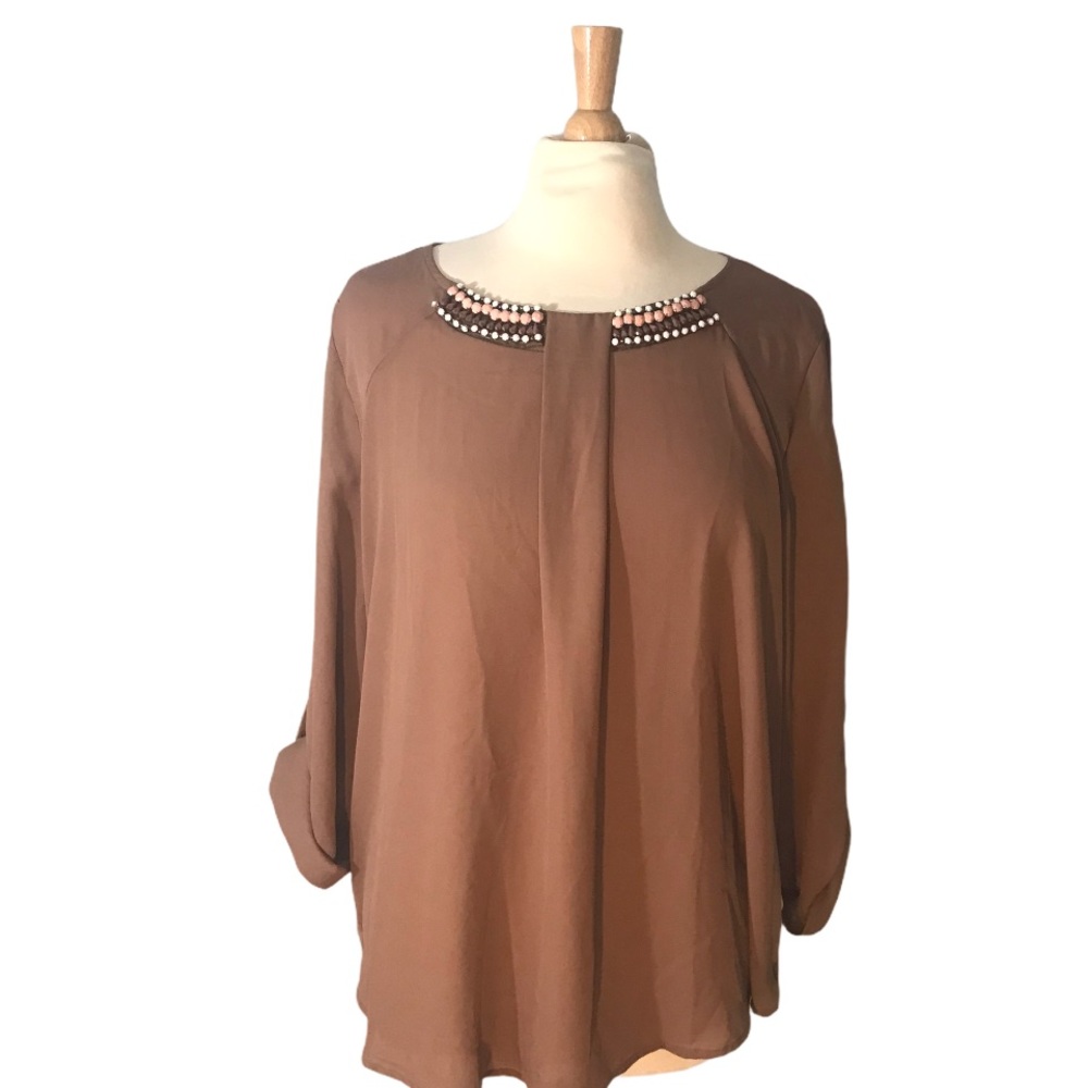 Nordstrom Wapi Plus Jeweled Pleat blouse